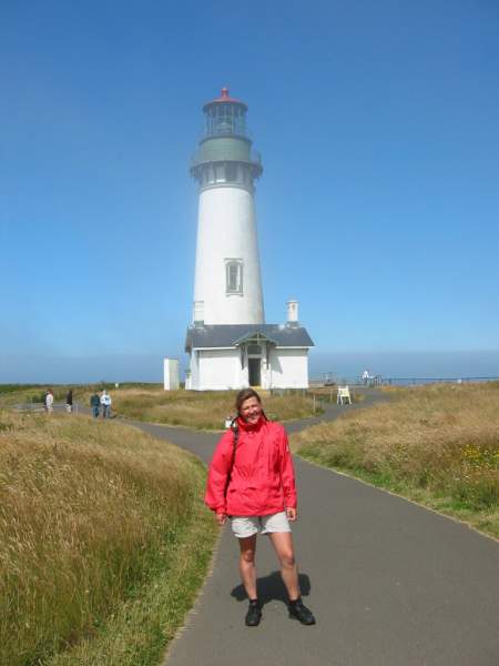 <i><b>197-Yaquina Lighthouse</b></i>